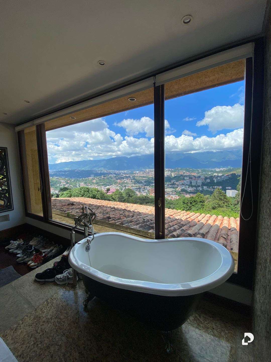 Casa en La Trinidad, Caracas – 19