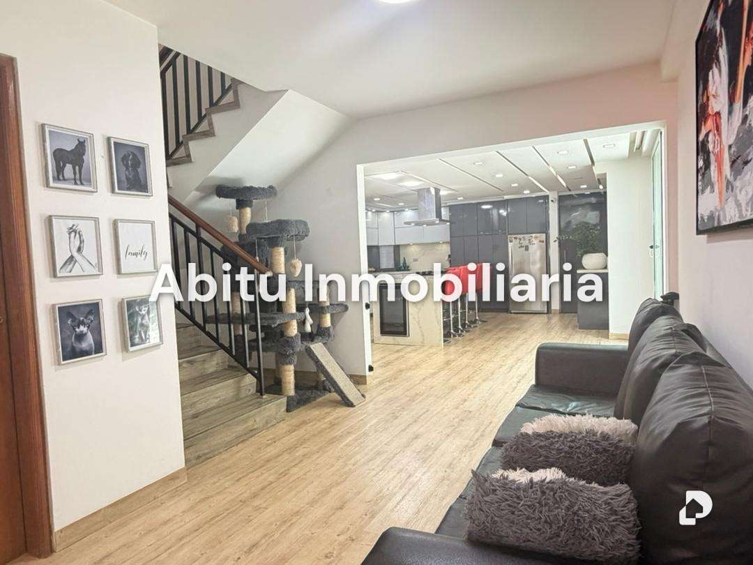 Casa en Vista Alegre, Caracas – 22