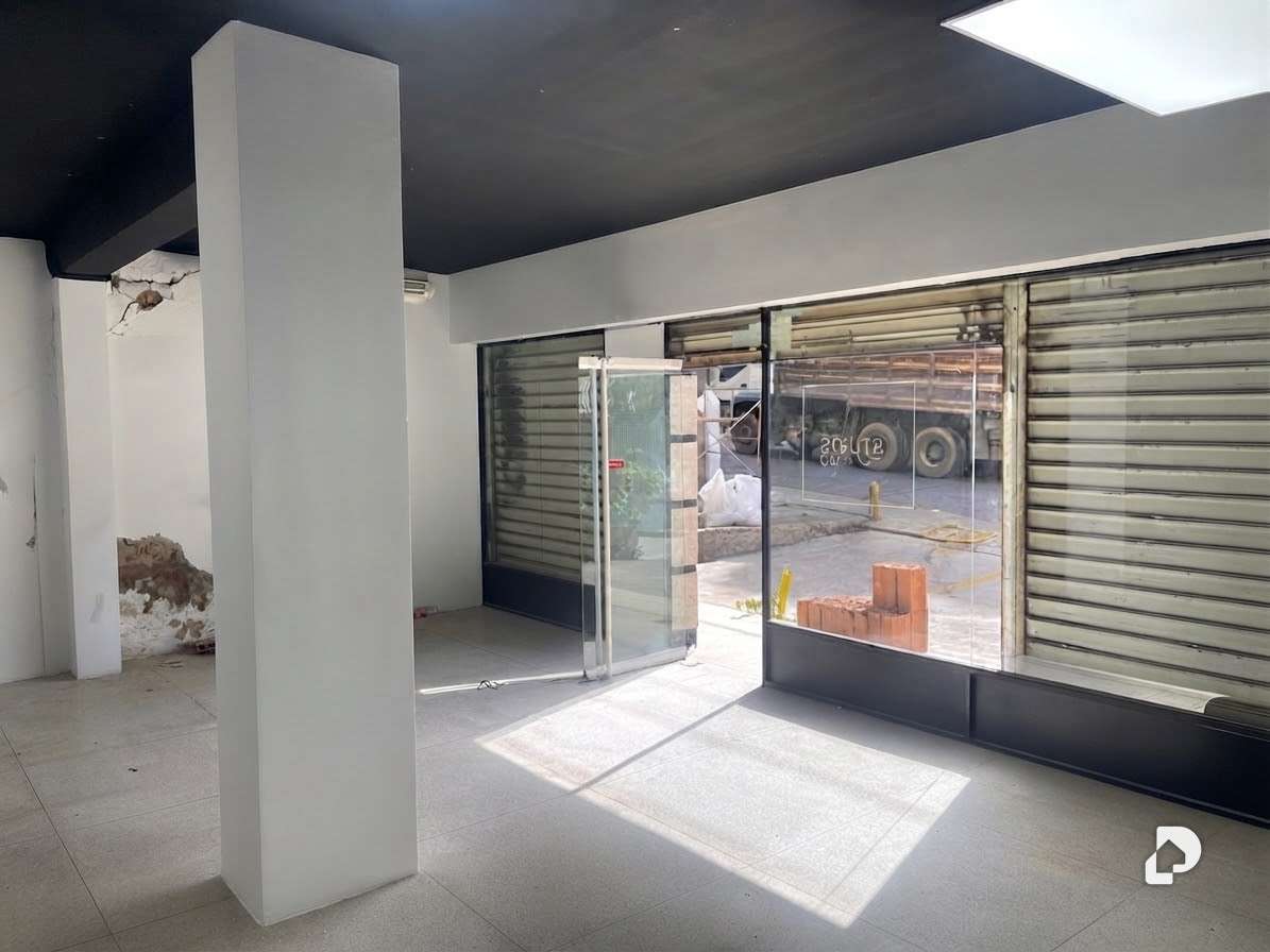 Local comercial en Los Palos Grandes, Caracas – 1