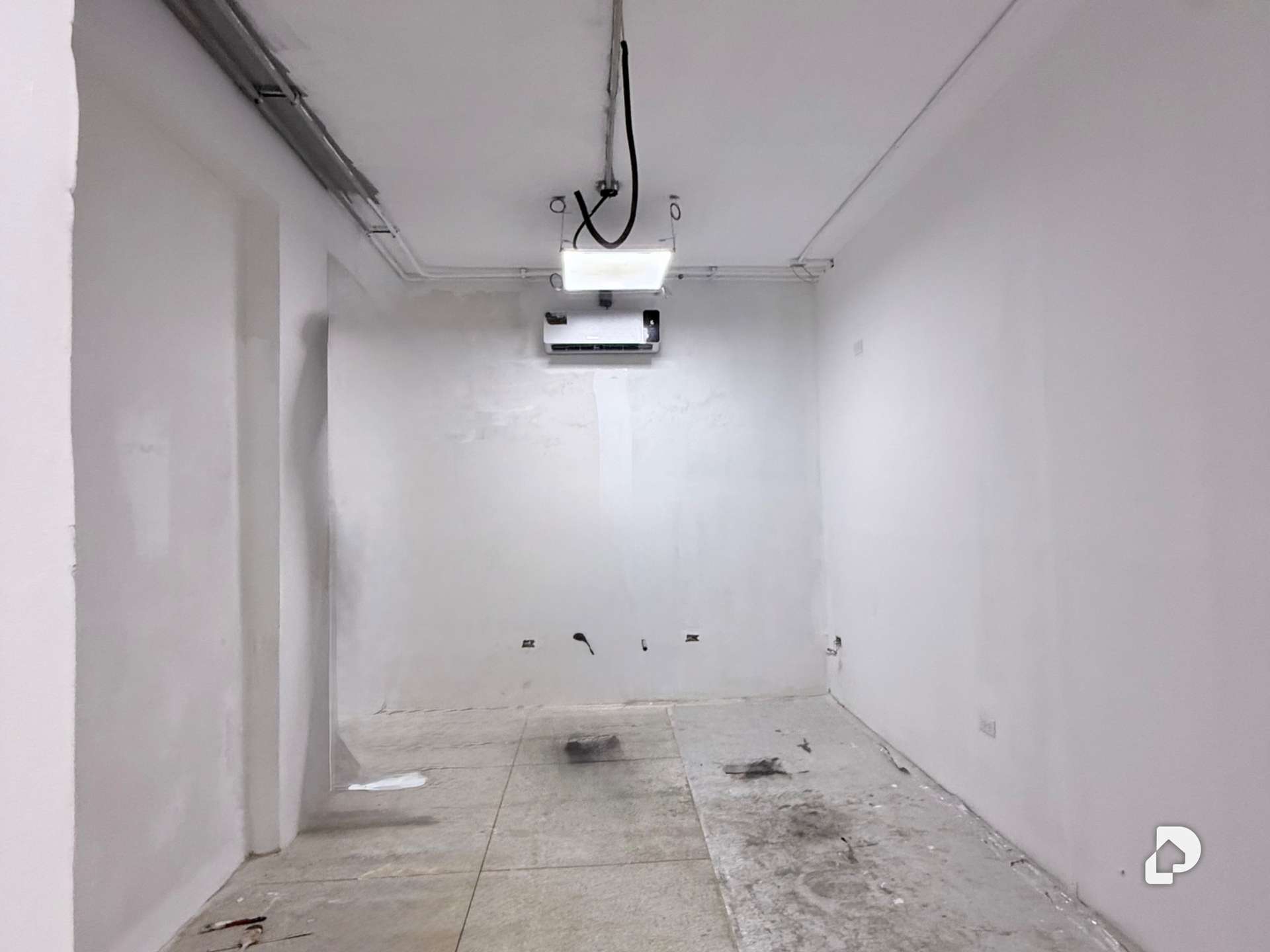 Local comercial en Los Palos Grandes, Caracas – 4