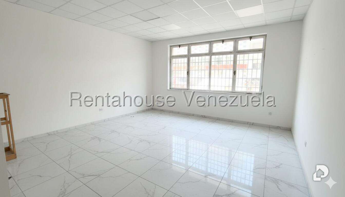Local comercial en Las Mercedes, Caracas – 12