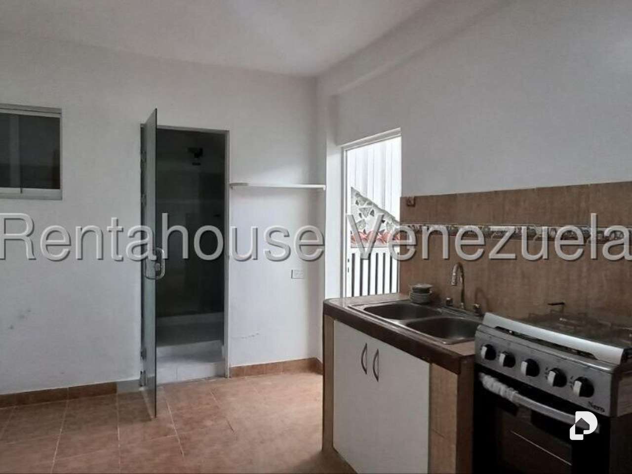 Casa en La Rosaleda, San Antonio de Los Altos – 10