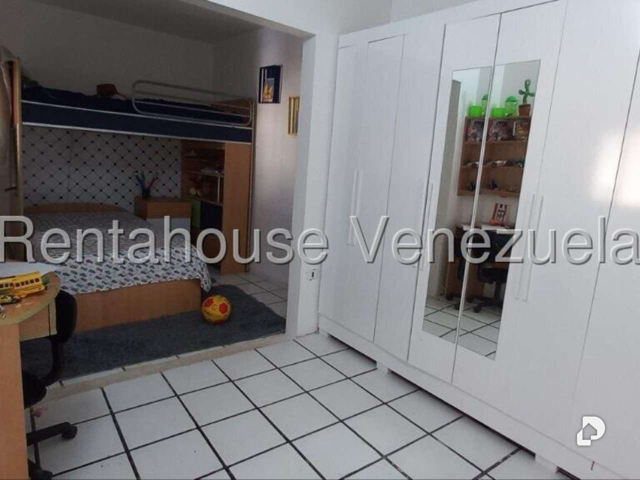 Casa en La Rosaleda, San Antonio de Los Altos – 16