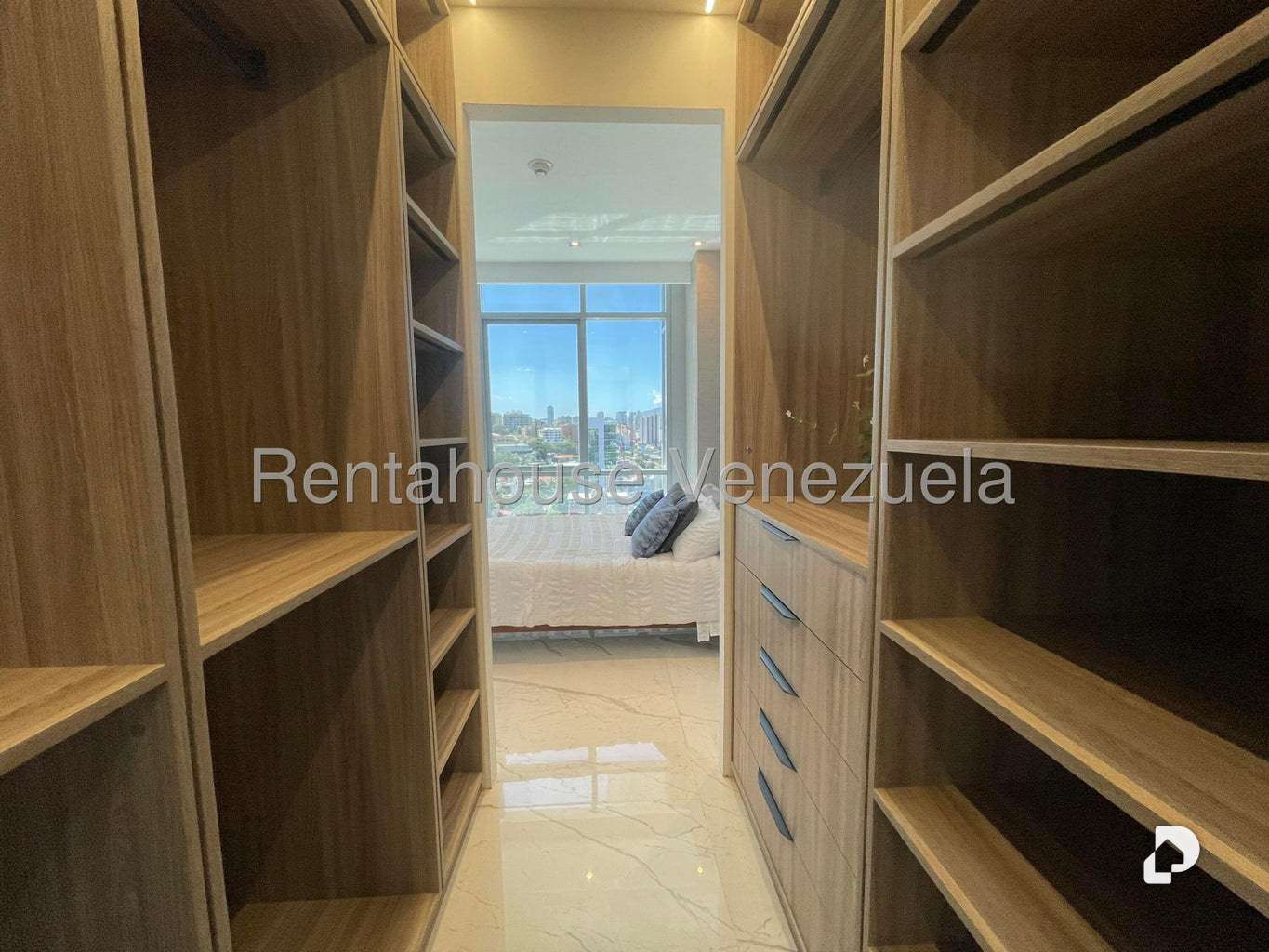 Apartamento en Las Mercedes, Caracas – 19