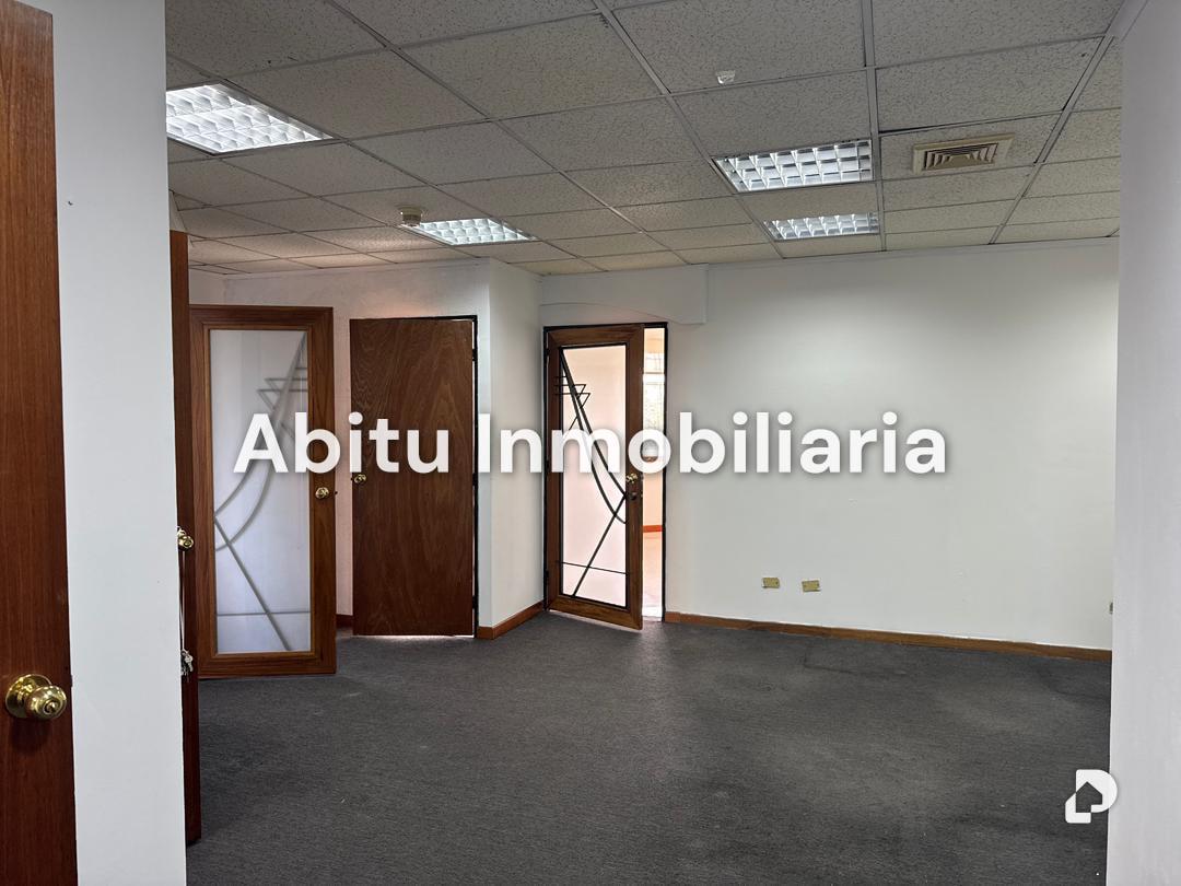 Oficina en Chuao, Caracas – 5