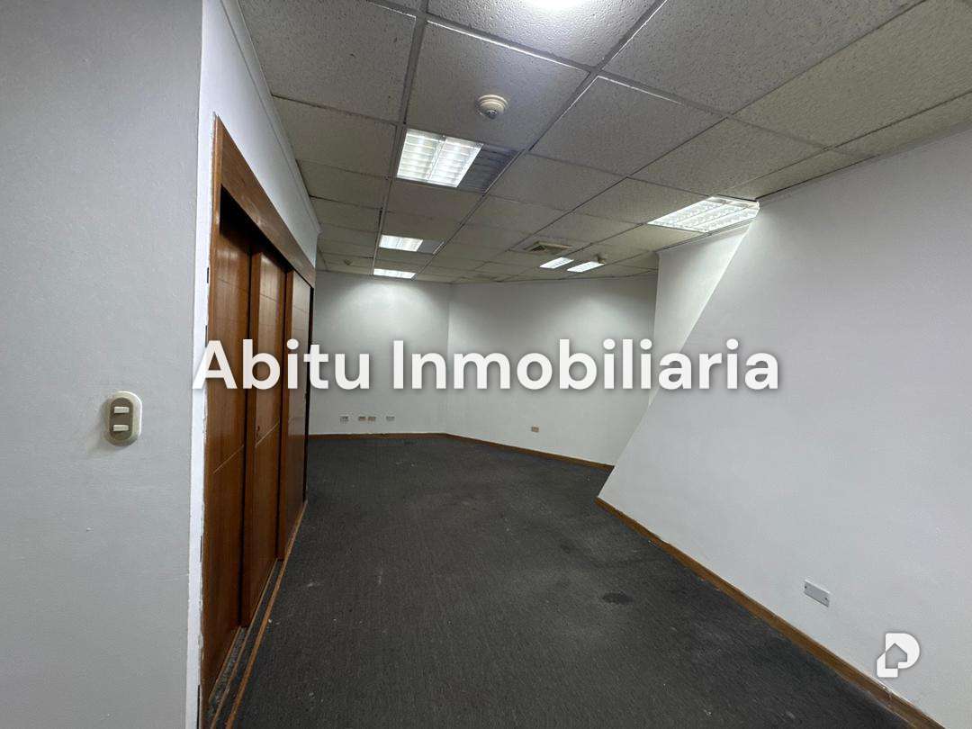 Oficina en Chuao, Caracas – 9