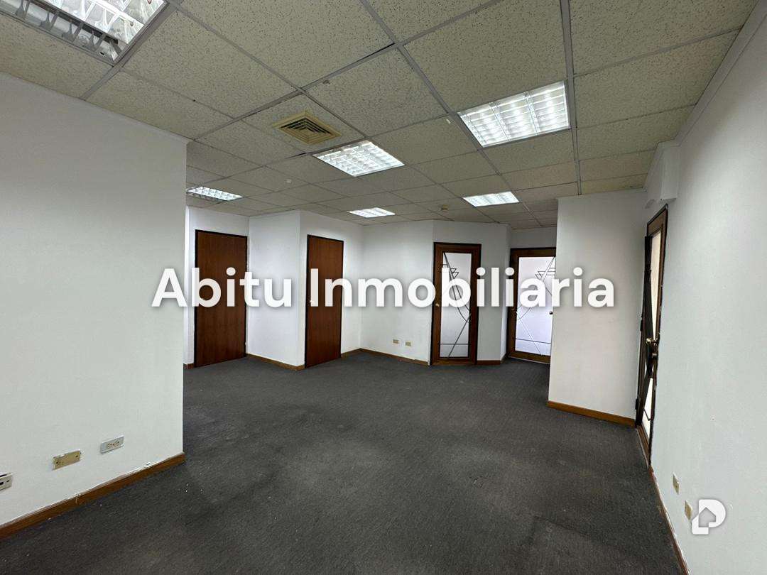 Oficina en Chuao, Caracas – 3