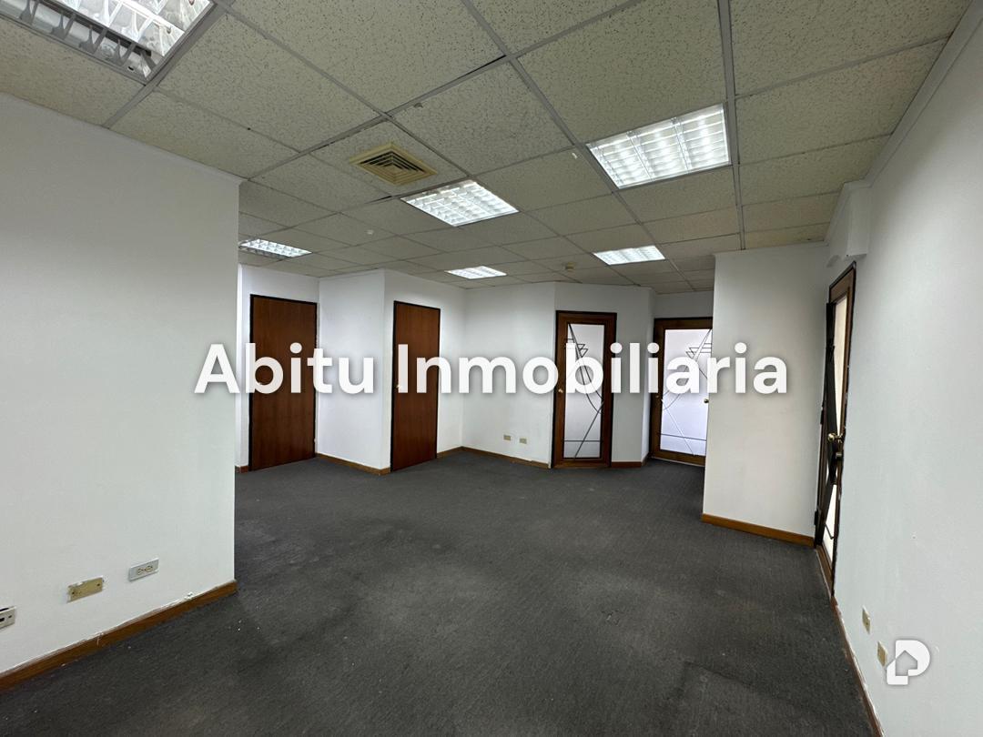Oficina en Chuao, Caracas – 3