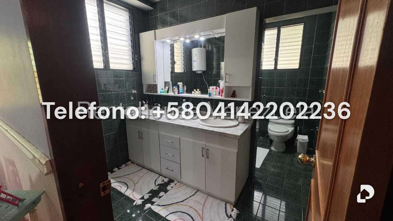 Casa en Colinas del Tamanaco, Caracas – 29