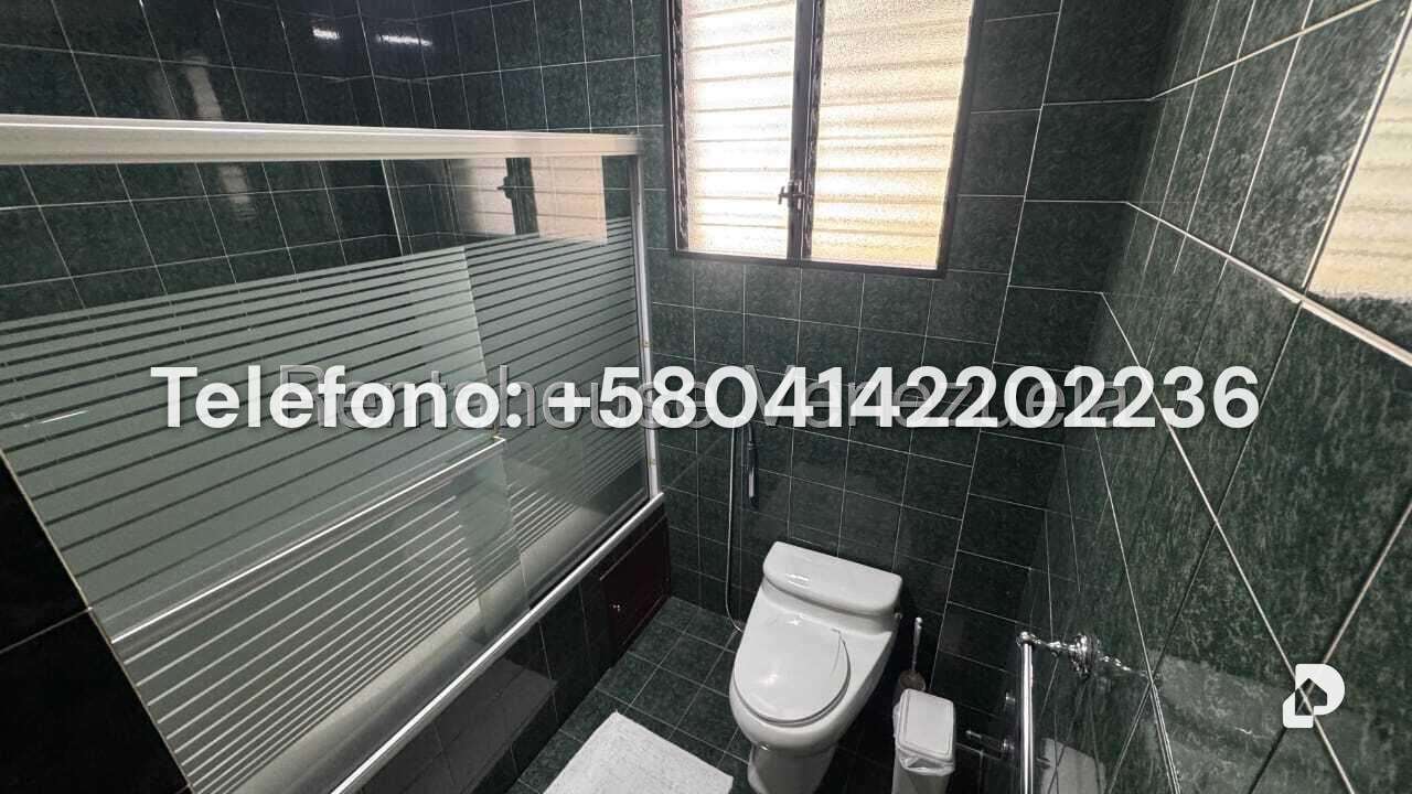 Casa en Colinas del Tamanaco, Caracas – 35