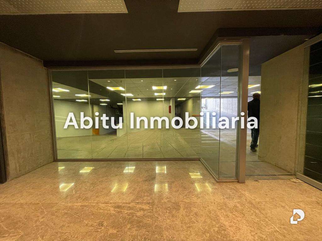 Commercial space in Las Mercedes, Caracas – 8