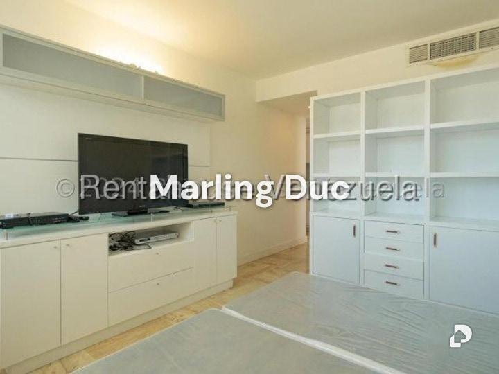 Apartamento en Lomas de Las Mercedes, Caracas – 2