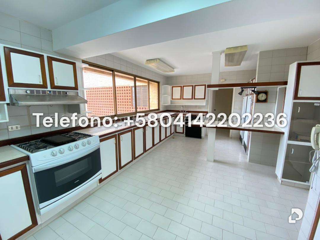 Apartamento en Los Naranjos (del Cafetal), Caracas – 16