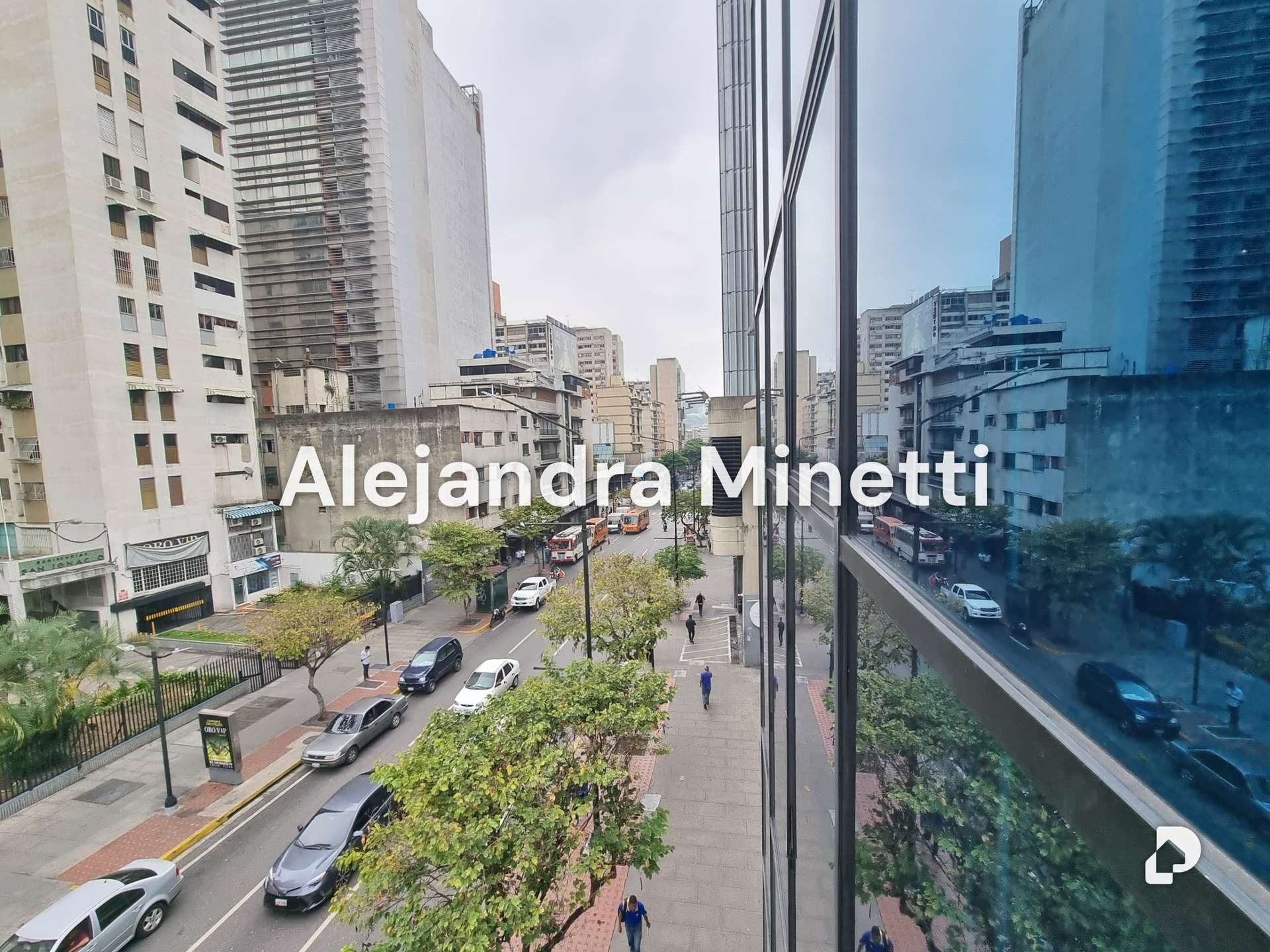 Edificio en Caracas – 12