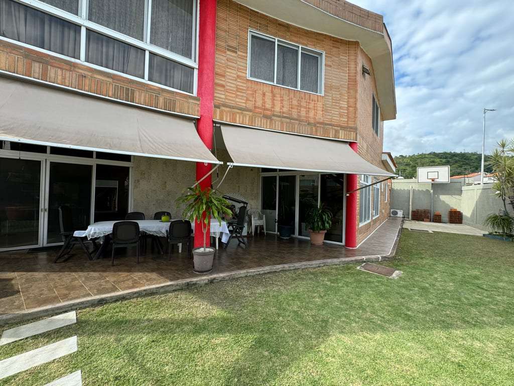 Casa en Lomas del Country Club, Valencia - 1