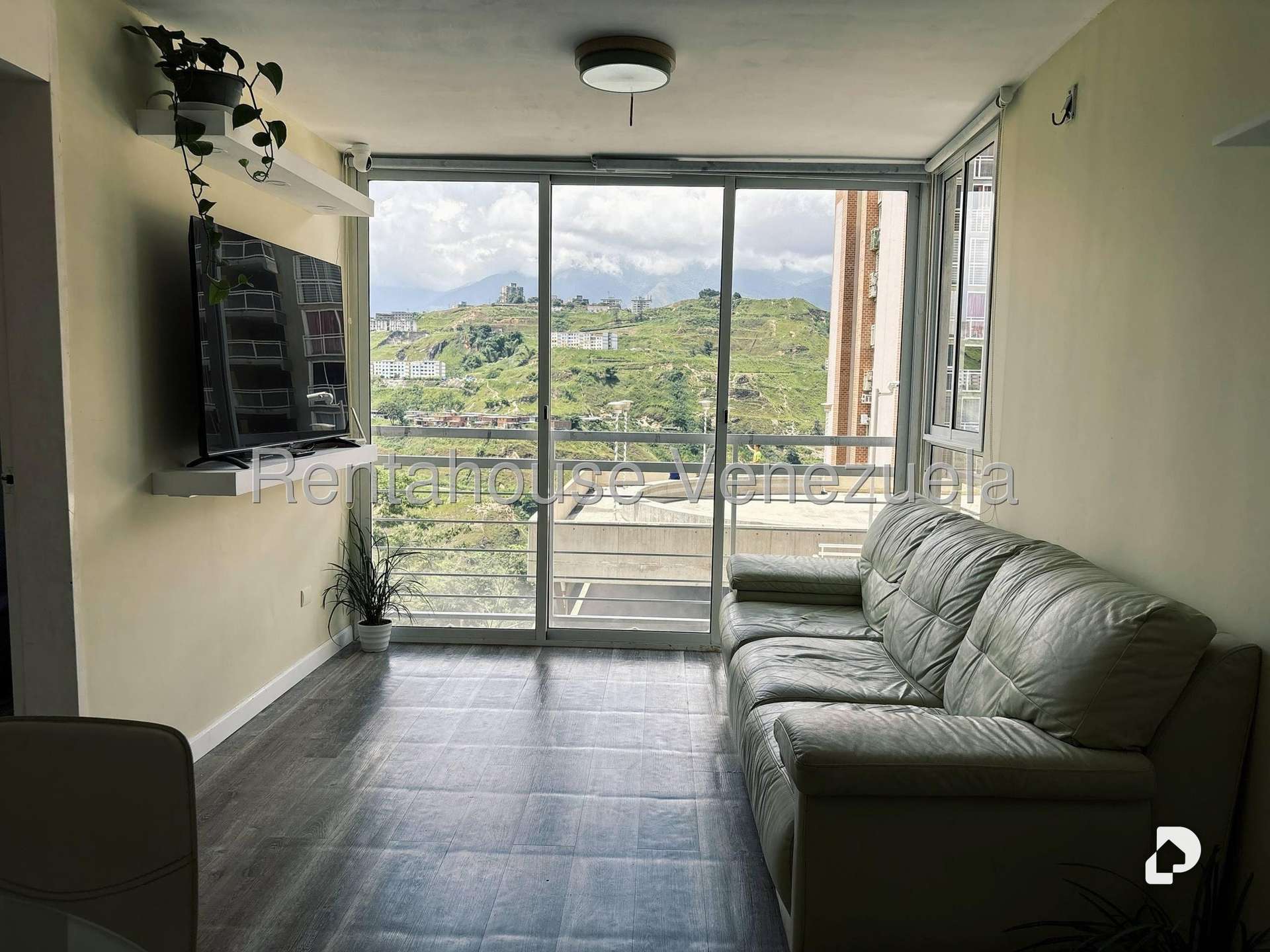 Apartment in Hacienda El Encantado, Caracas – 1