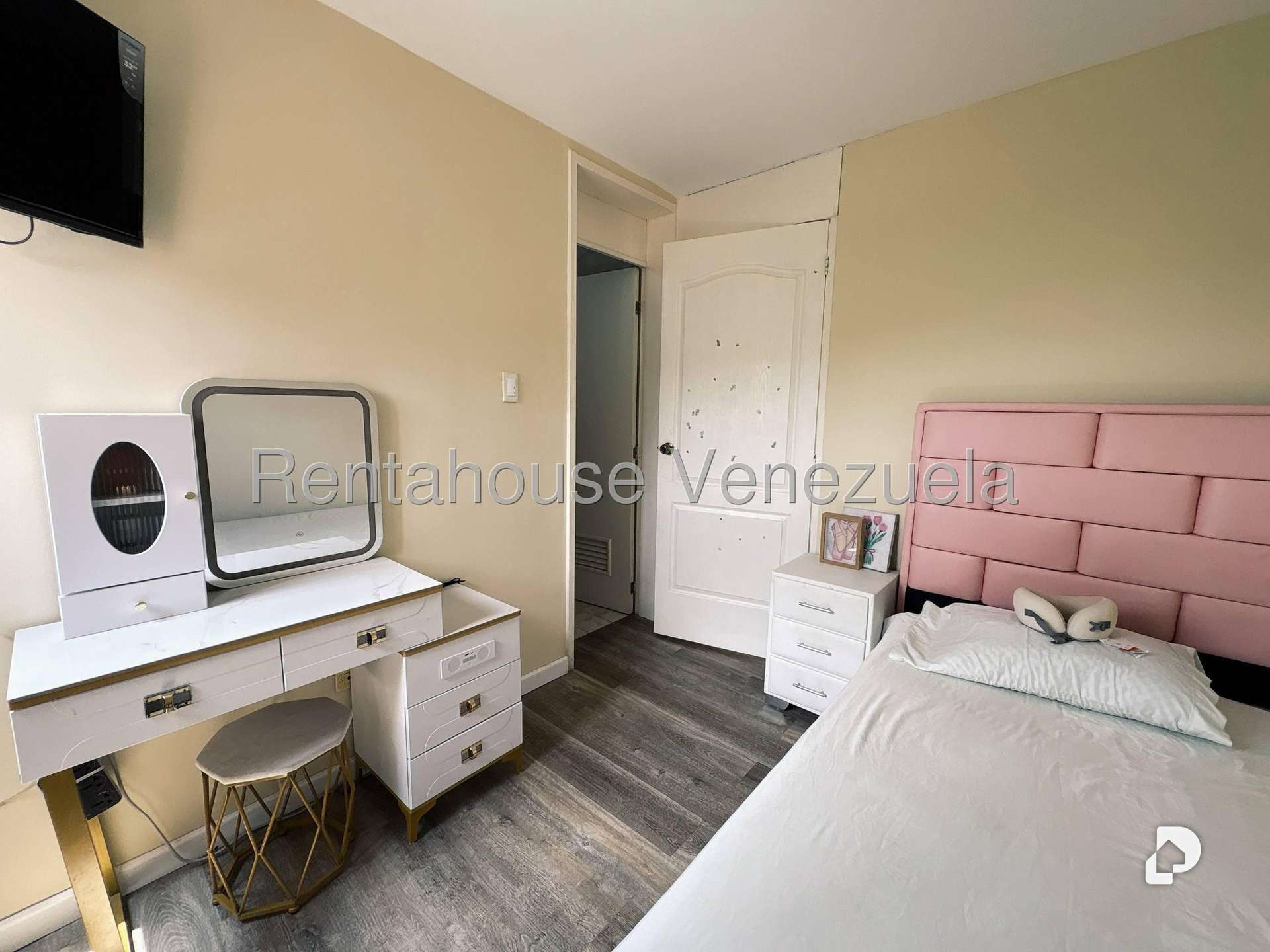Apartment in Hacienda El Encantado, Caracas – 2