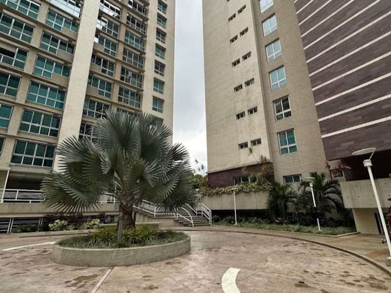 Apartamento en Campo Alegre, Caracas - 1