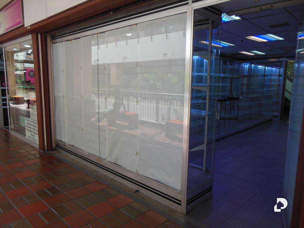 Local comercial en Prados del Este, Caracas – 4