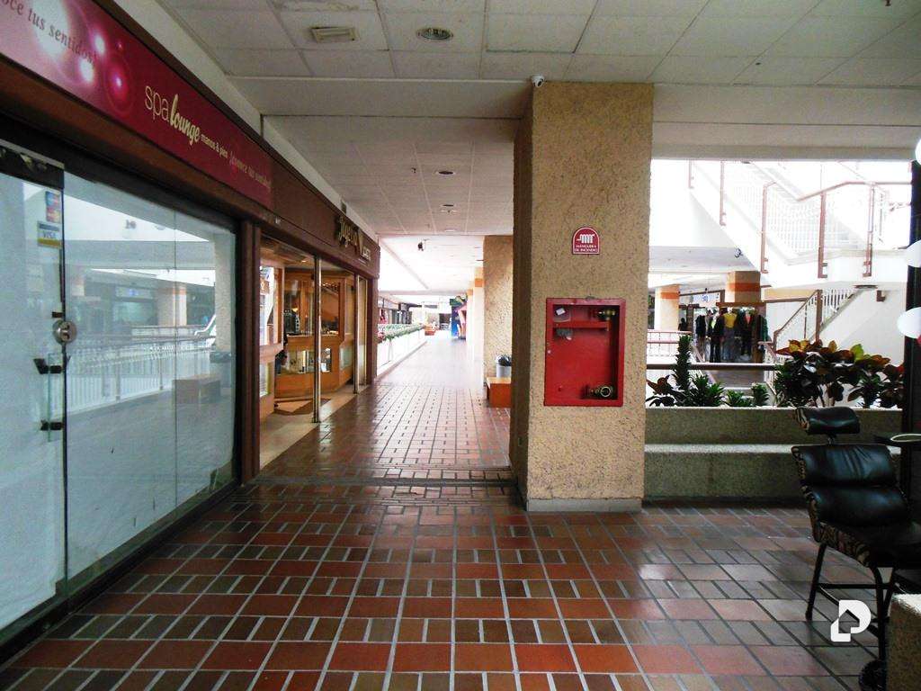 Local comercial en Prados del Este, Caracas – 12