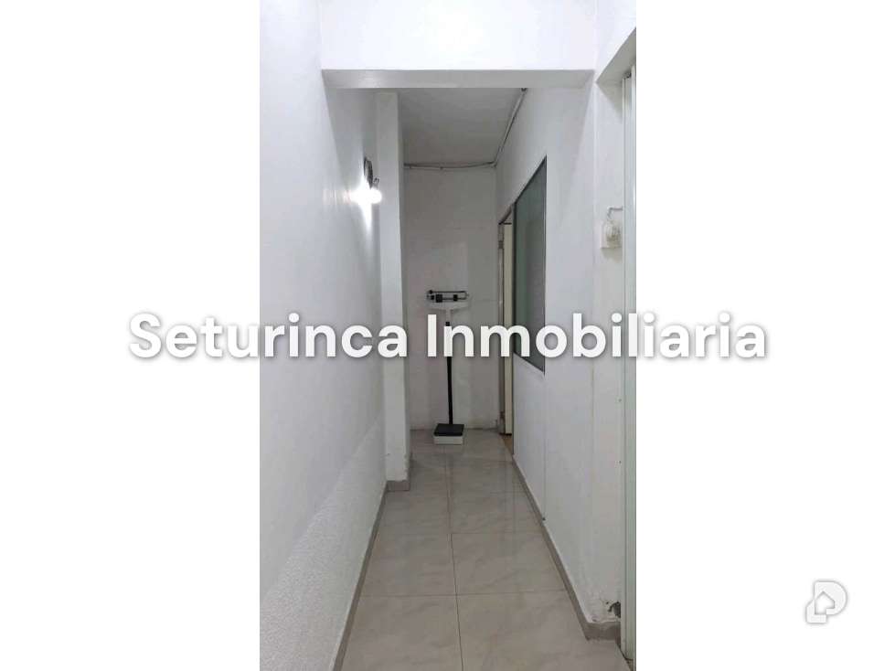 Oficina en El Marqués, Caracas – 24