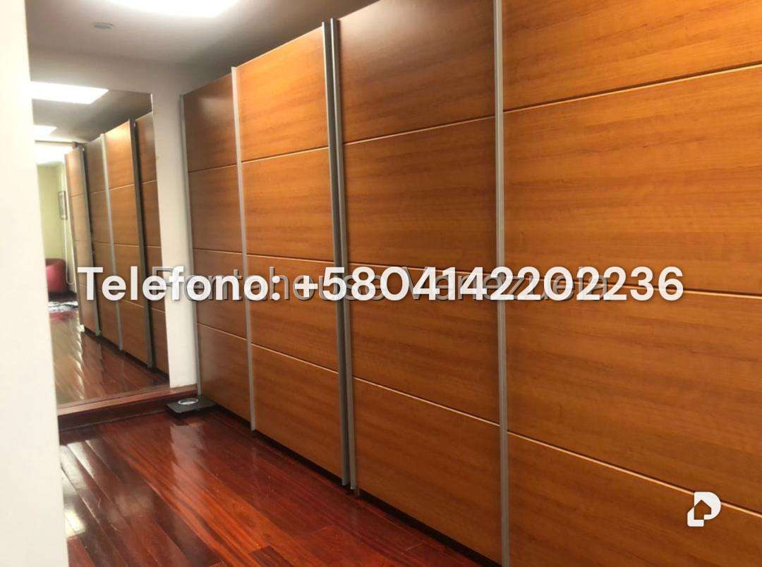 Casa en Prados del Este, Caracas – 30