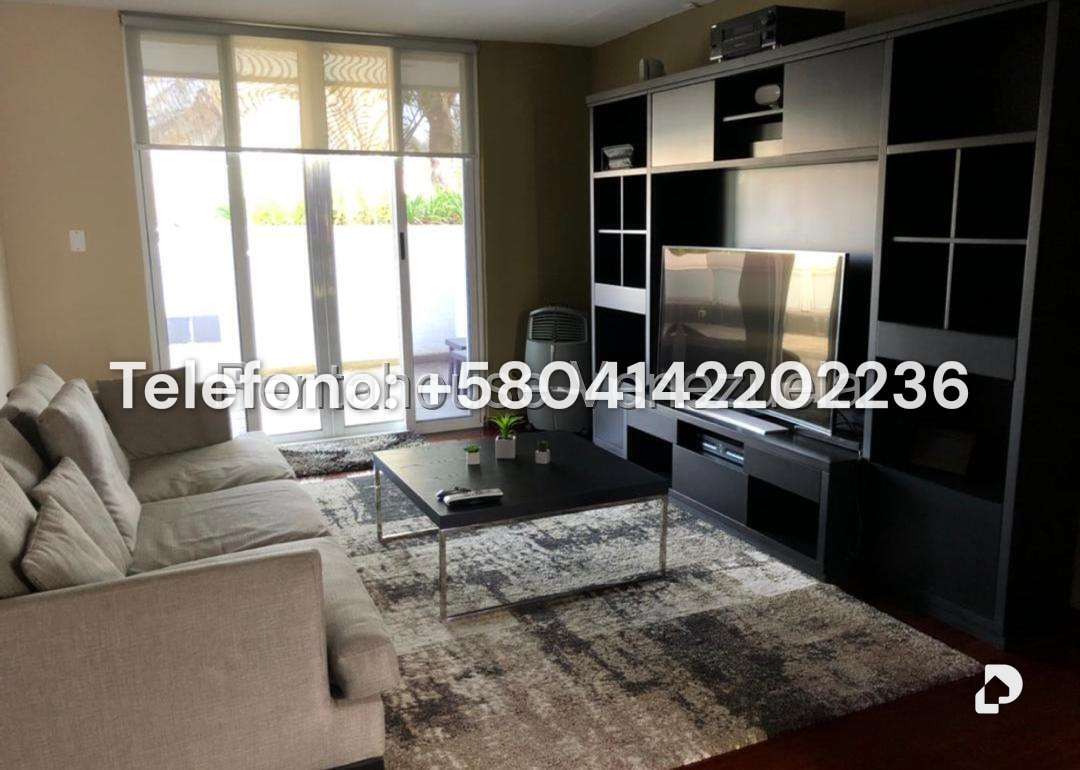 Casa en Prados del Este, Caracas – 23