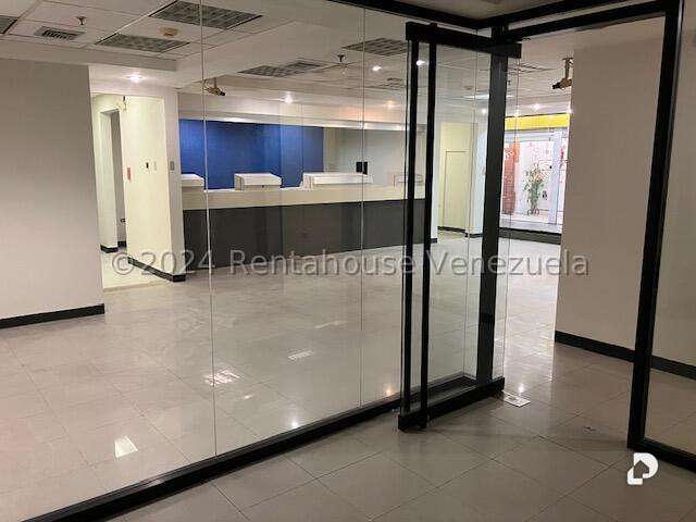Local comercial en Cementerio, Caracas – 11