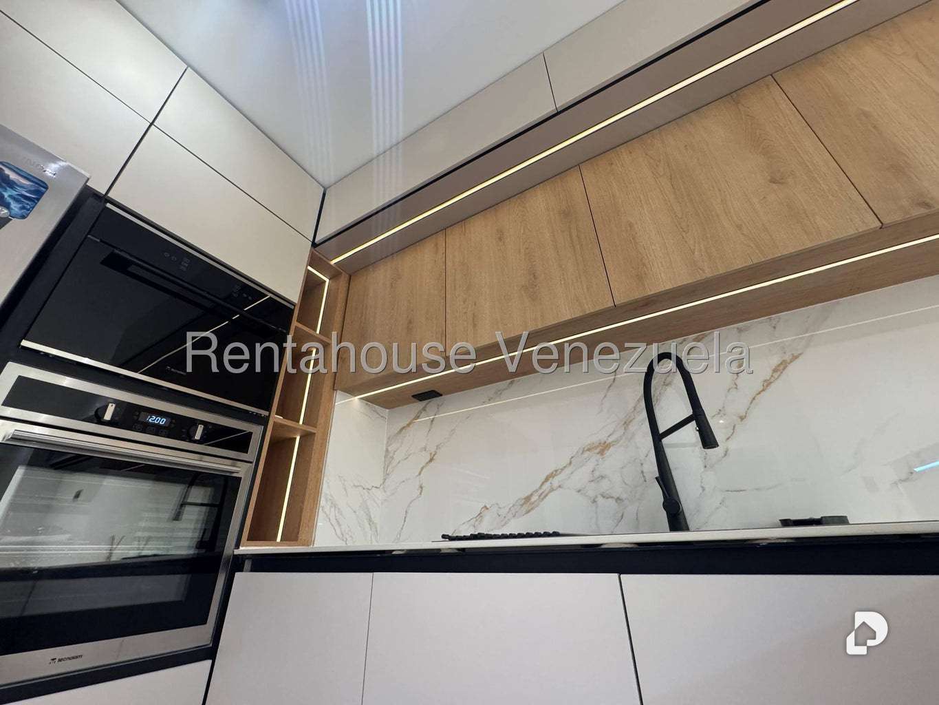 Apartamento en Santa Fe Norte, Caracas – 10