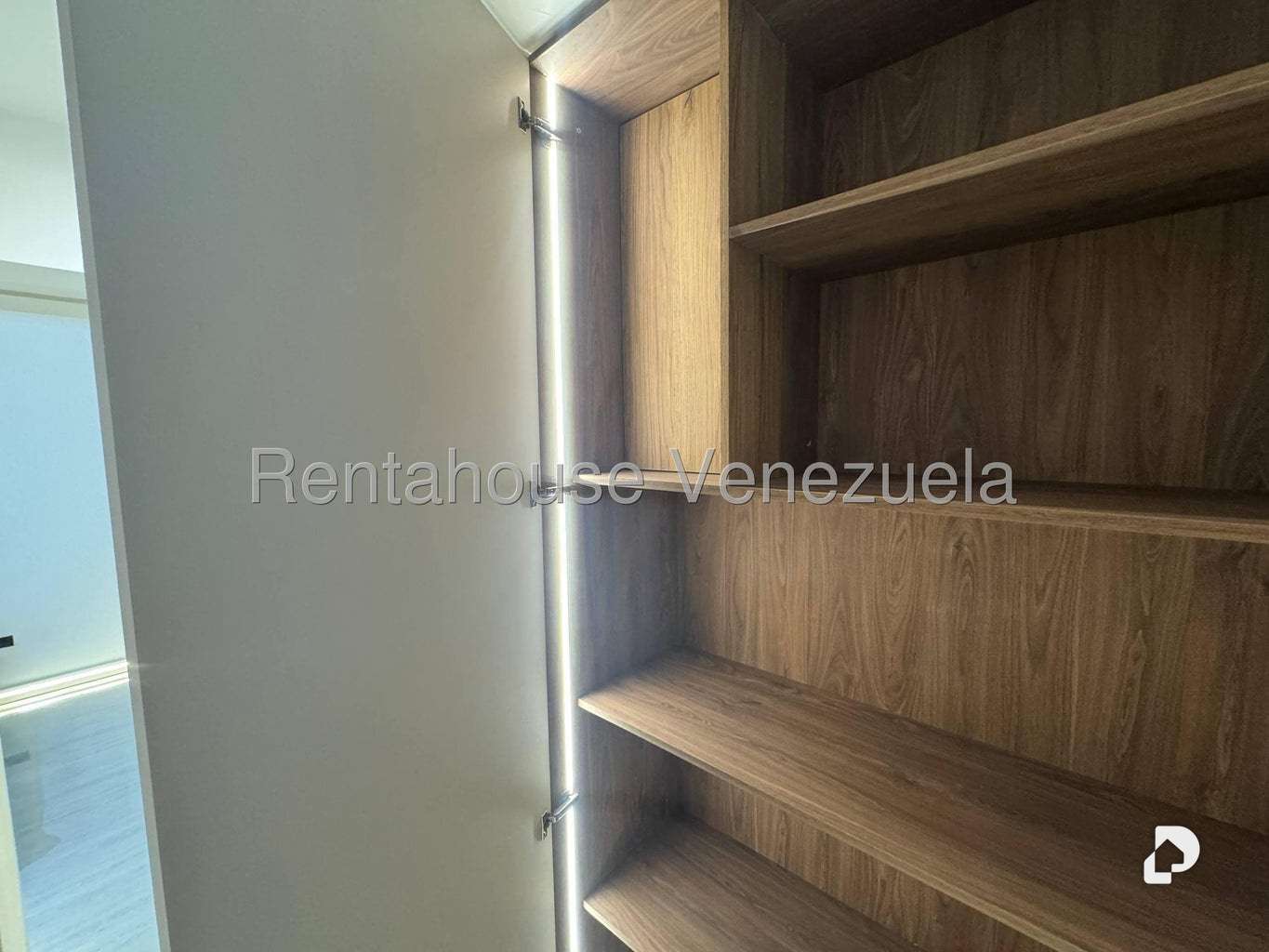 Apartamento en Santa Fe Norte, Caracas – 25