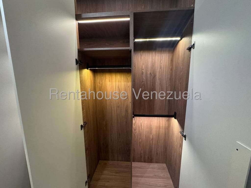 Apartamento en Santa Fe Norte, Caracas