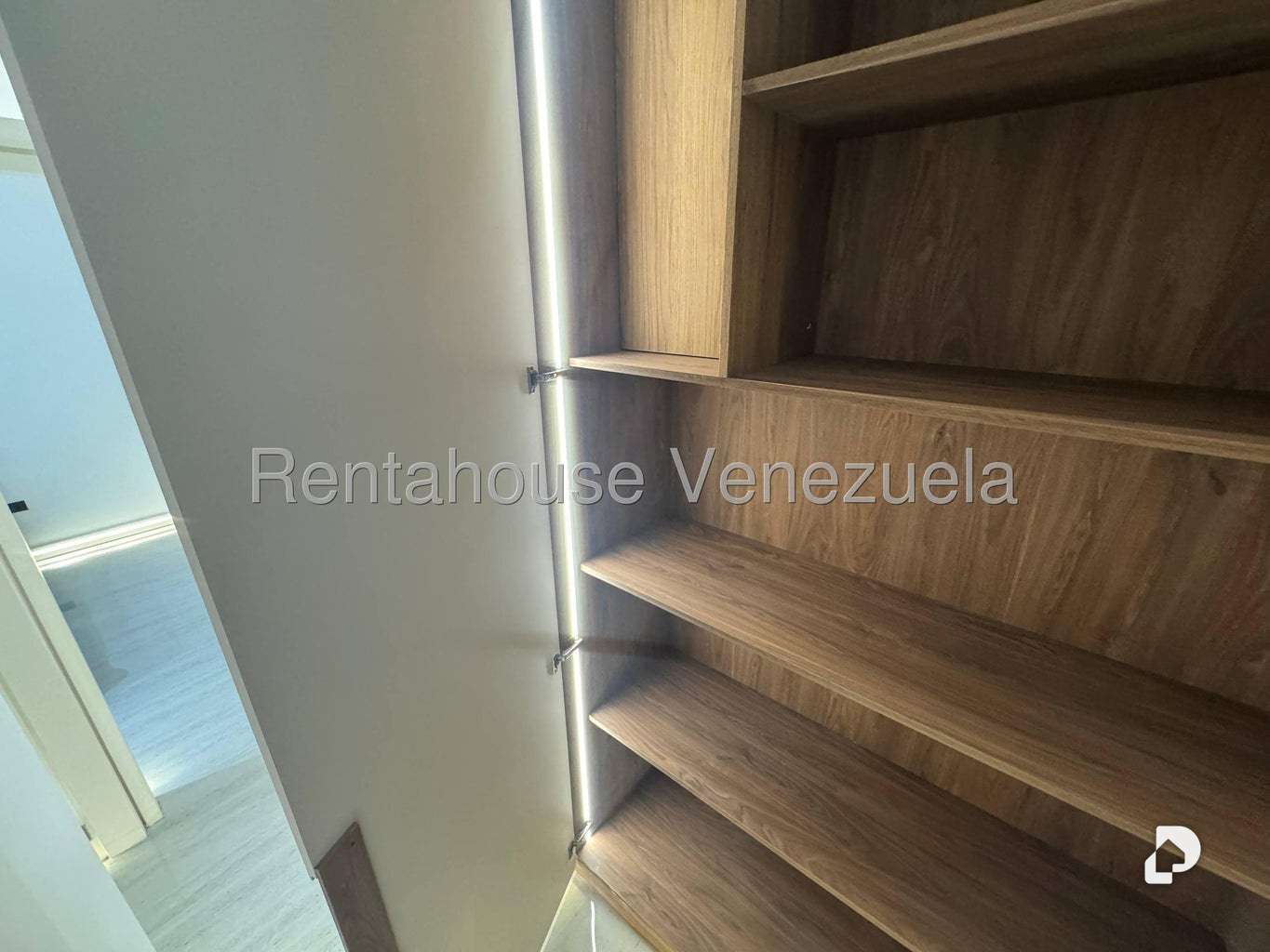 Apartamento en Santa Fe Norte, Caracas – 26