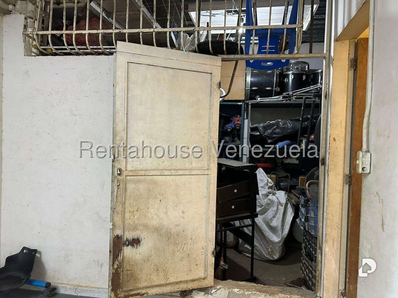 Local comercial en Catia, Caracas – 13