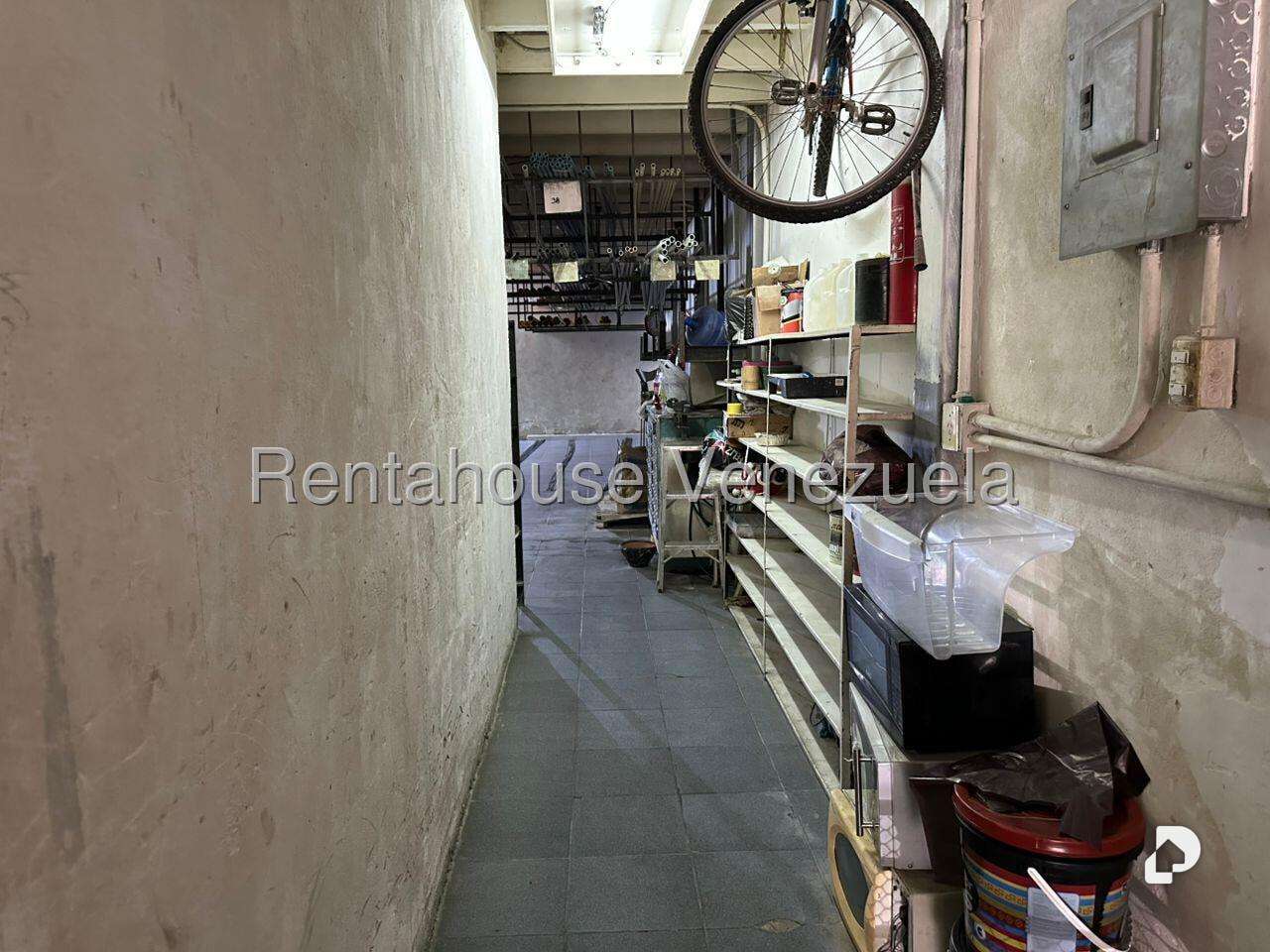 Local comercial en Catia, Caracas – 11