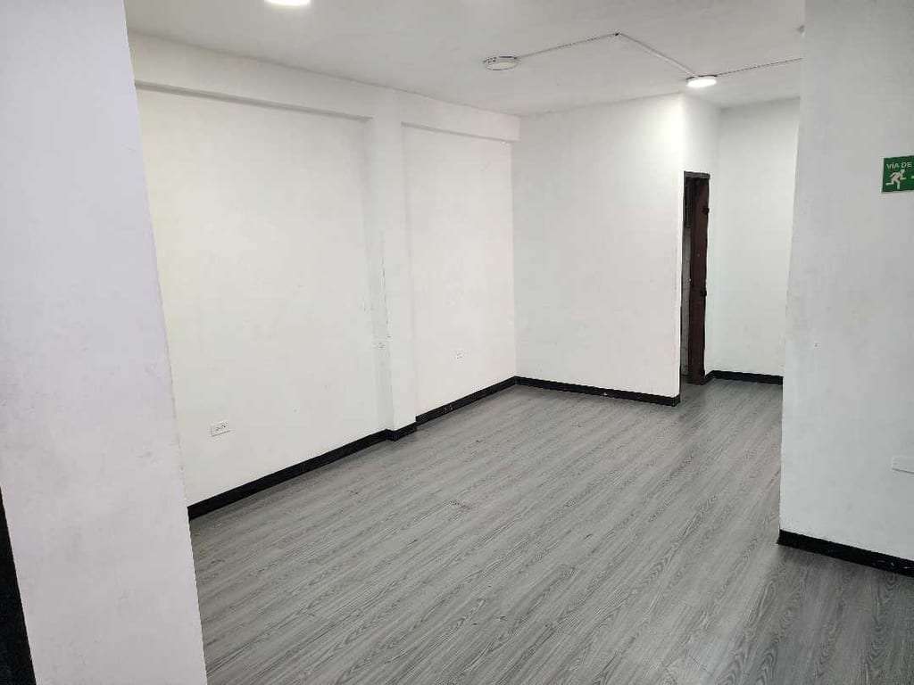 Local comercial en Av. Vargas, Barquisimeto - 1