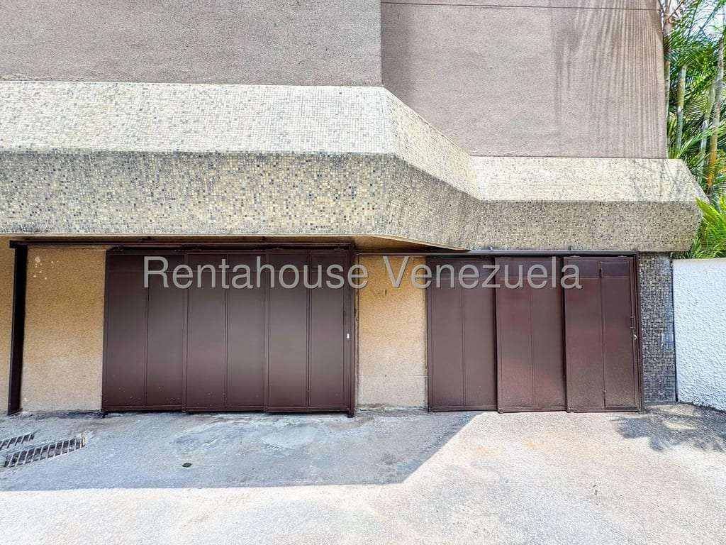 Apartamento en Las Mesetas de Santa Rosa de Lima, Caracas
