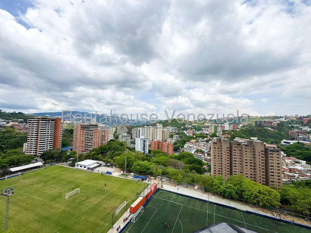 Apartamento en Las Mesetas de Santa Rosa de Lima, Caracas