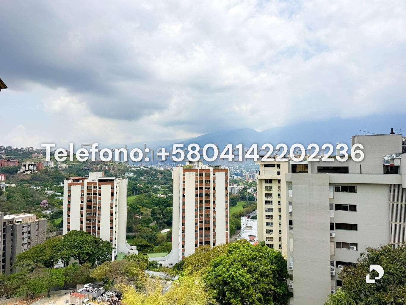 Apartamento en Las Mesetas de Santa Rosa de Lima, Caracas – 37