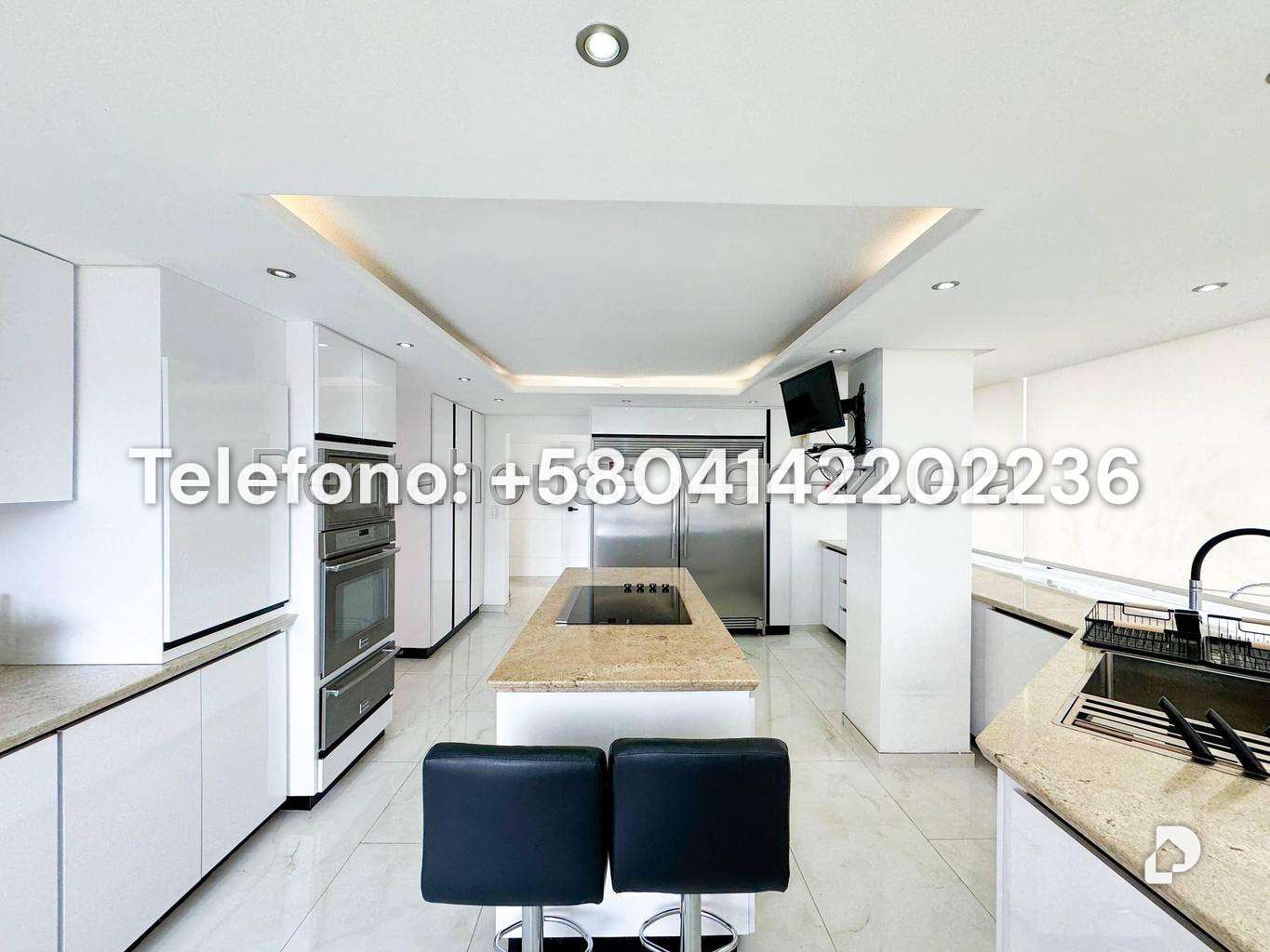 Apartamento en Las Mesetas de Santa Rosa de Lima, Caracas – 31