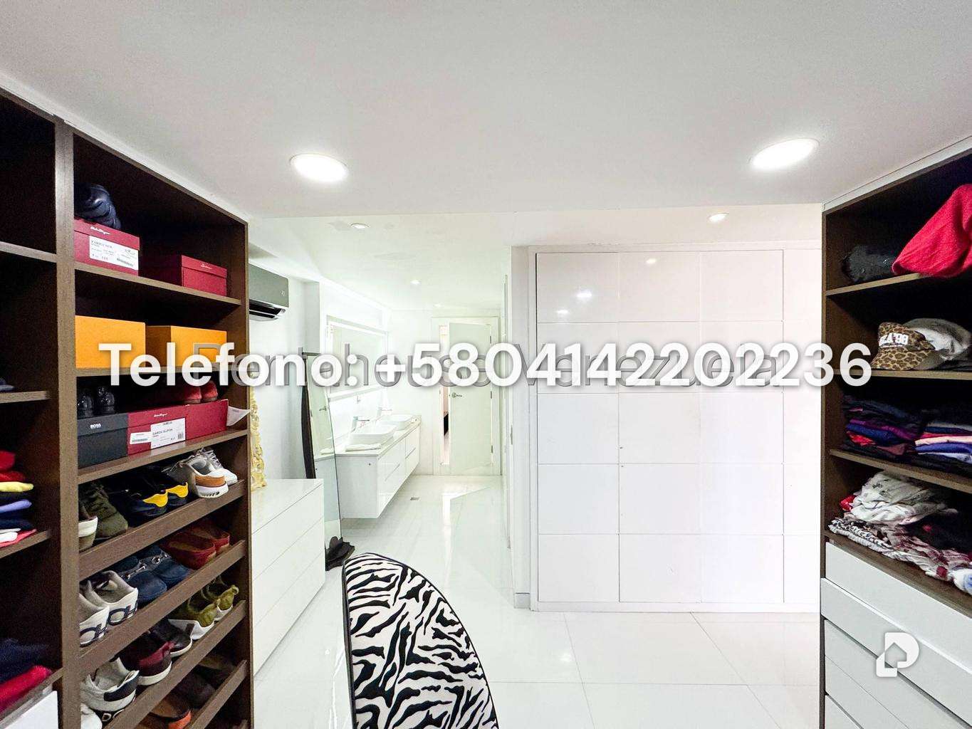Apartamento en Las Mesetas de Santa Rosa de Lima, Caracas – 55