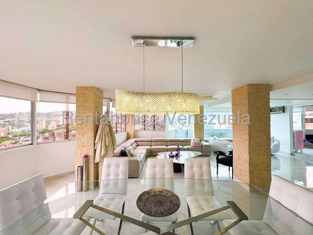 Apartamento en Las Mesetas de Santa Rosa de Lima, Caracas