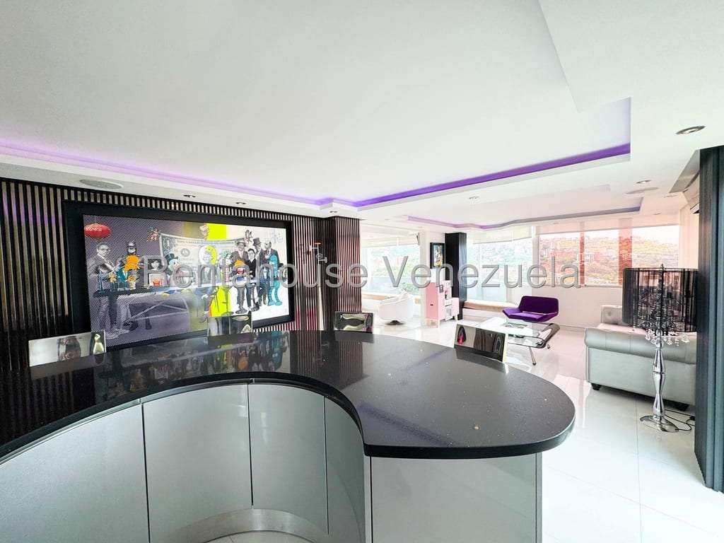 Apartamento en Las Mesetas de Santa Rosa de Lima, Caracas