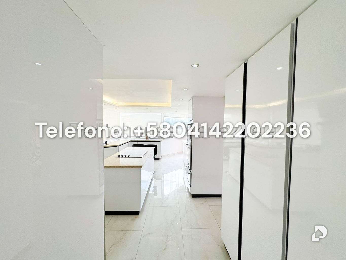 Apartamento en Las Mesetas de Santa Rosa de Lima, Caracas – 26