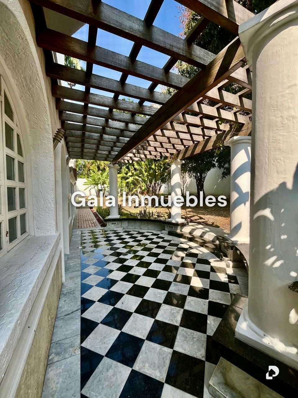 Casa en Country Club, Caracas – 7