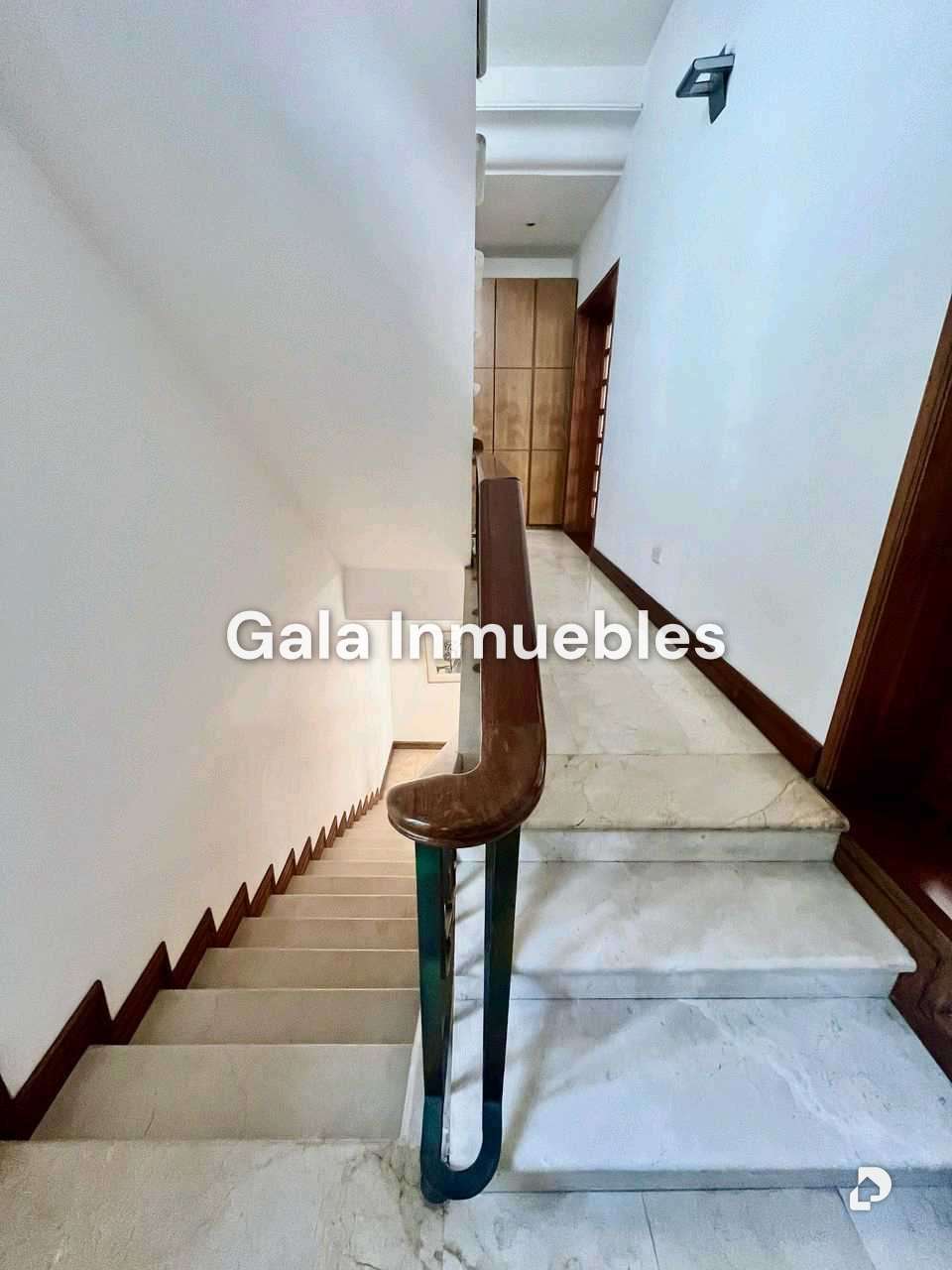 Casa en Country Club, Caracas – 26