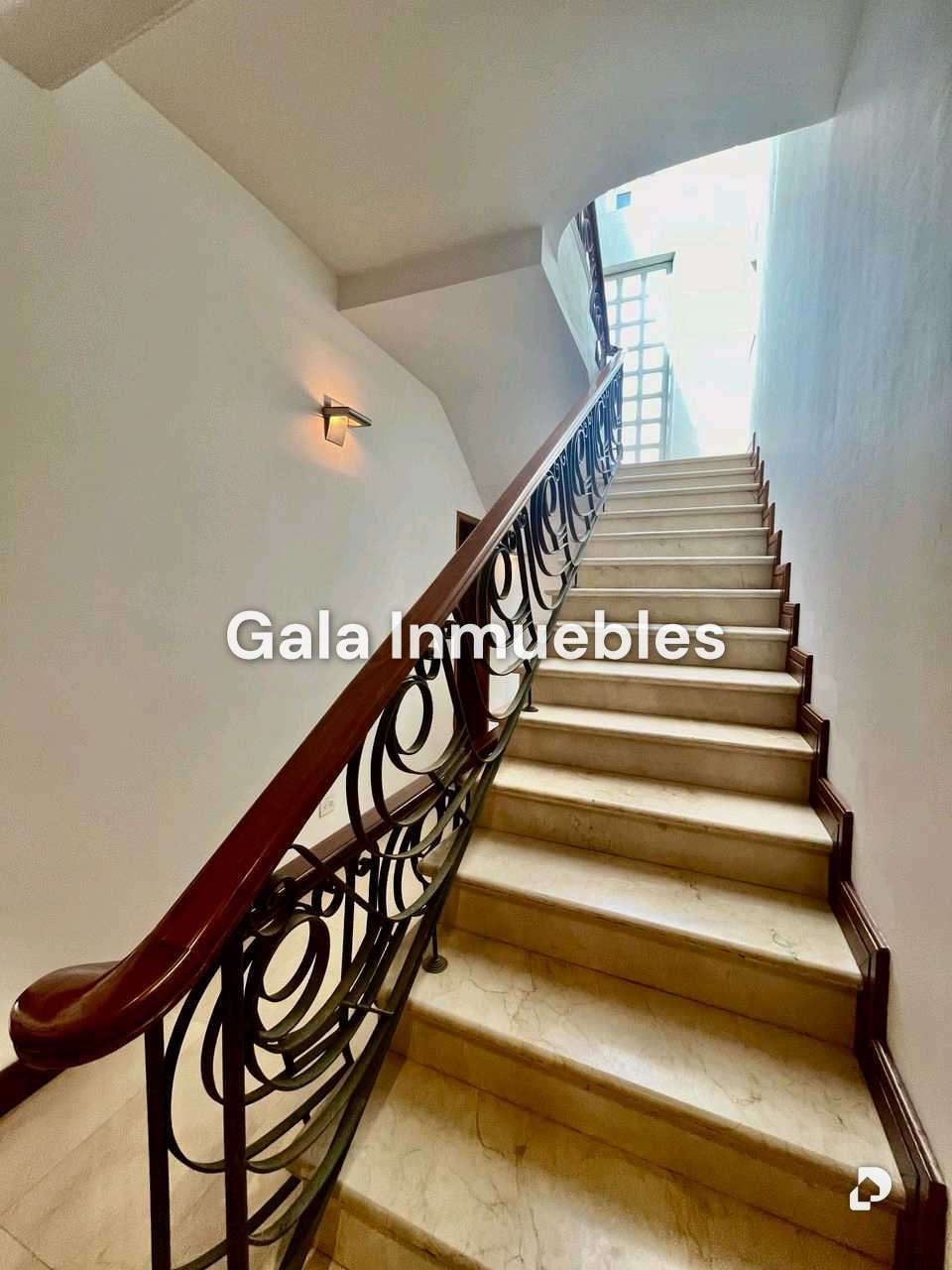 Casa en Country Club, Caracas – 36