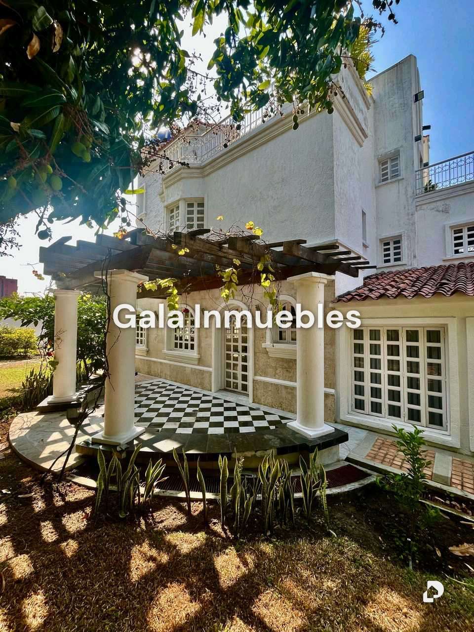 Casa en Country Club, Caracas – 8