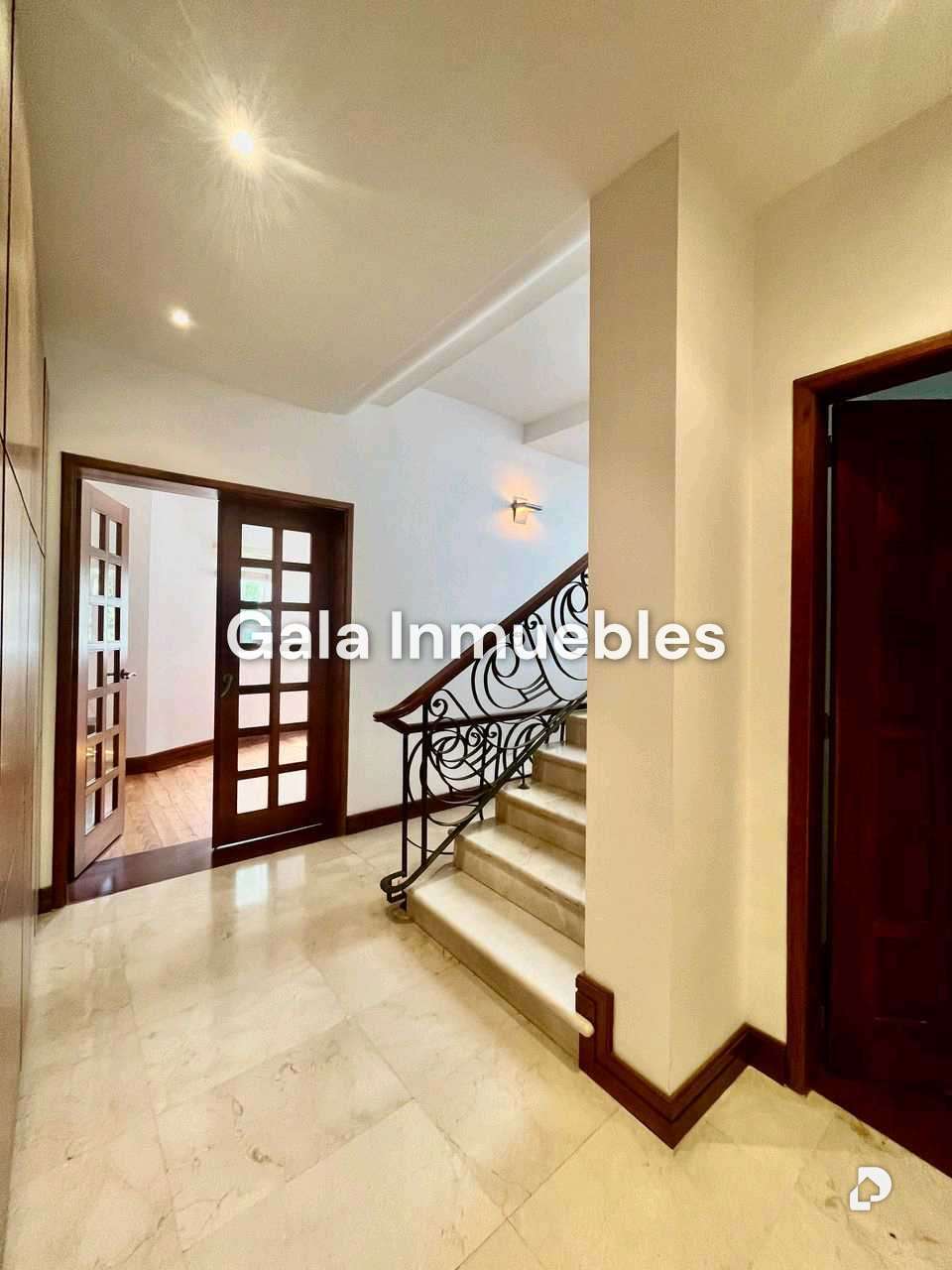 Casa en Country Club, Caracas – 29