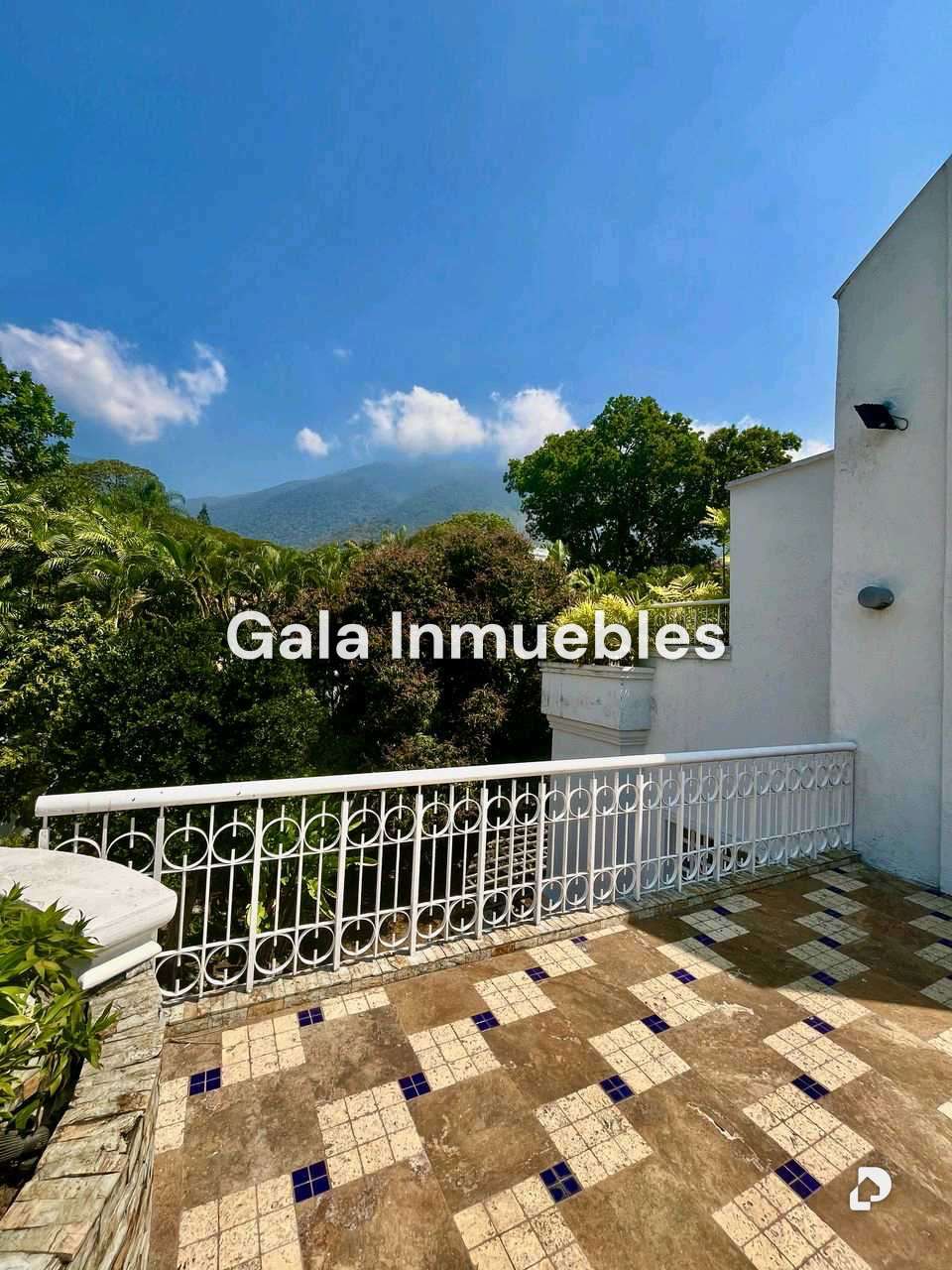 Casa en Country Club, Caracas – 37