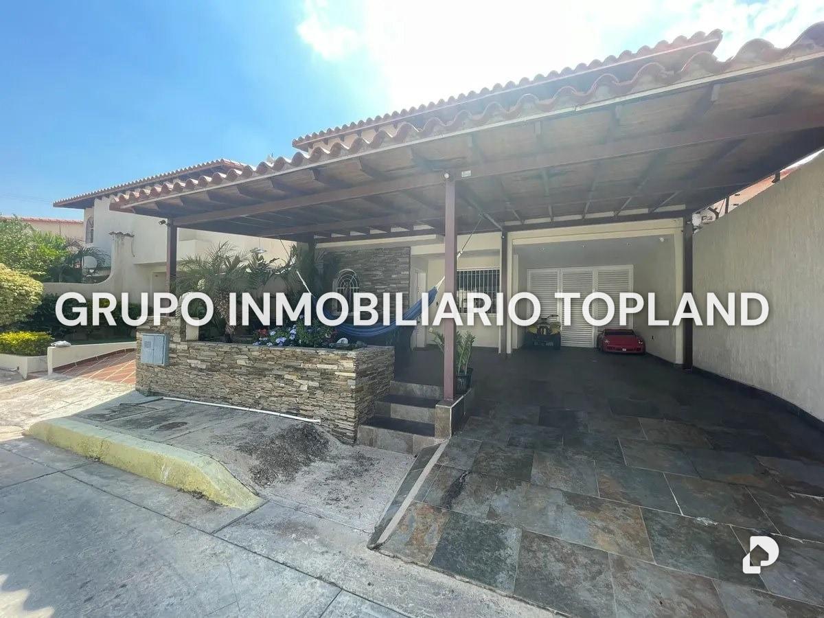 Townhouse en Los Robles, Margarita (sureste) – 1
